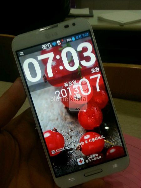 LG Optimus G Pro rilevate le immagini e le specifiche tecniche
