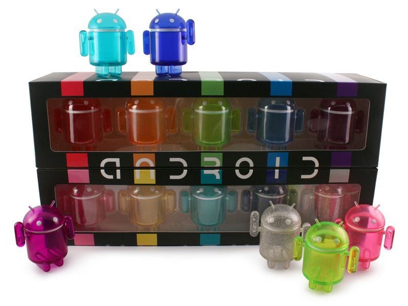 Android_Rainbow_BoxOpen_WithFigures_800