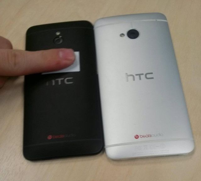 HTC-One-Mini-vs-HTC-One-2