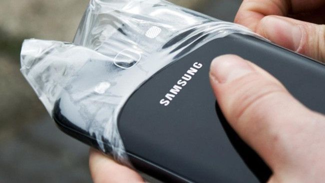 Arriva il preservativo USB: proteggi il tuo smartphone da collegamenti poco sicuri