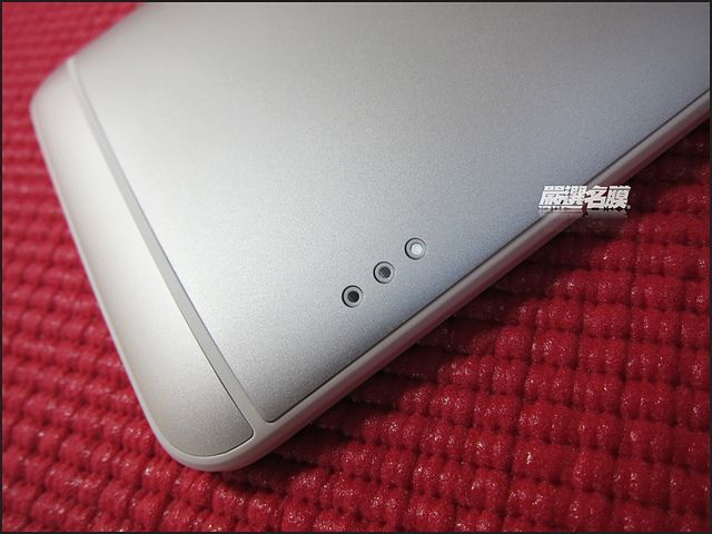 HTC-One-Max-Screen-Protector-Image-9