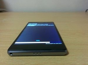 Sony-D6503-Spotted-in-Allegedly-Leaked-Photos-418306-2
