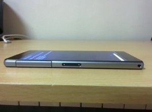 Sony-D6503-Spotted-in-Allegedly-Leaked-Photos-418306-4