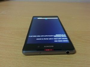Sony-D6503-Spotted-in-Allegedly-Leaked-Photos-418306-5