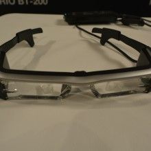 Moverio-BT-200-2-220×220