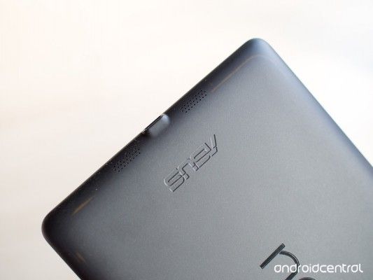 Nexus 7: la custodia folio originale potrebbe graffiare o scolorire il tablet