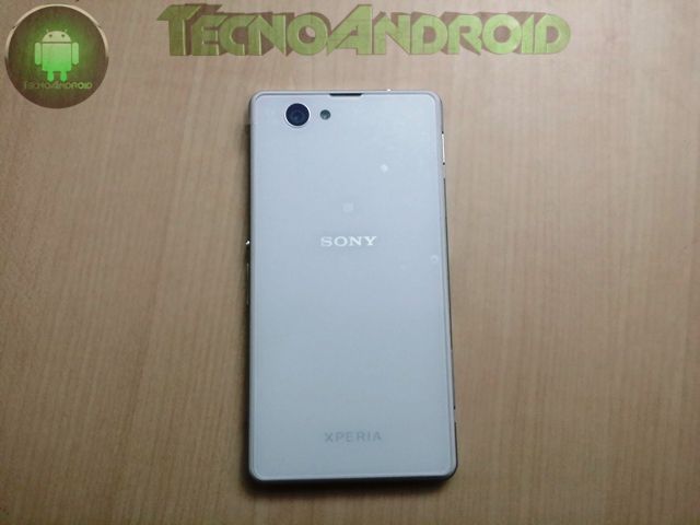 z1 compact (4)