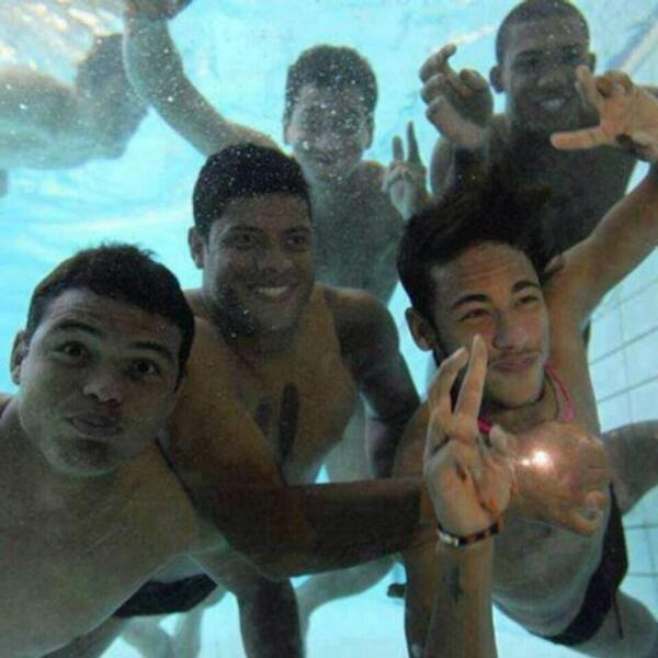 Team-Brazil-this-time-underwater