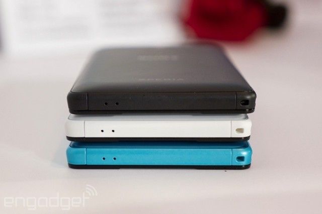 Xperia-Z2a-Hands-on_2-640×426