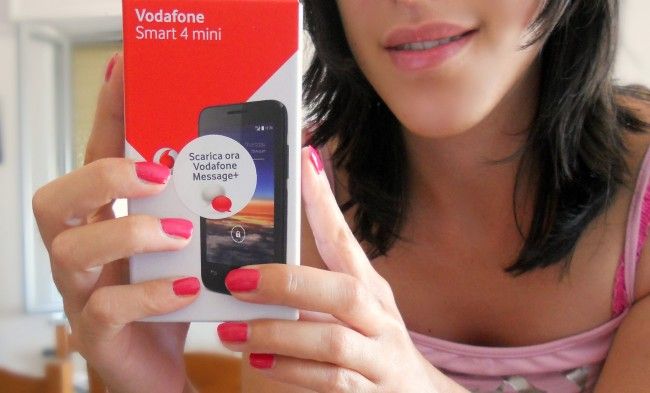 Vodafone smart 4 mini unboxing