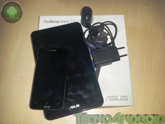 Padfone Mini (1)