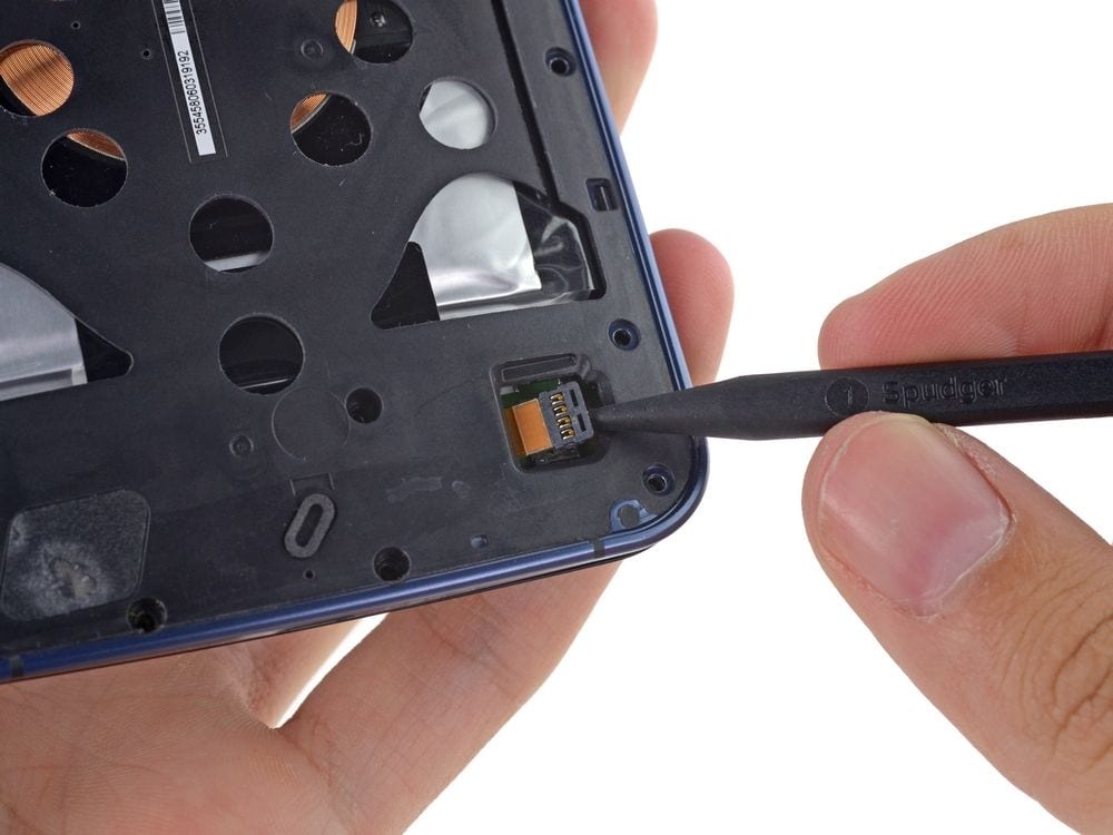 Google-Nexus-6-disassembled-by-iFixit (6) nexus 6
