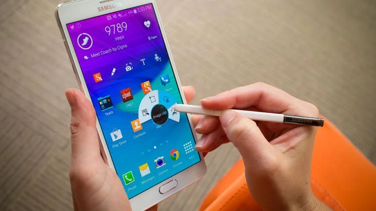 Samsung Galaxy Note 4, Android 5.0 è questione di giorni