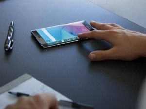 Samsung Galaxy S6, HTC One M9 e LG G Flex 2