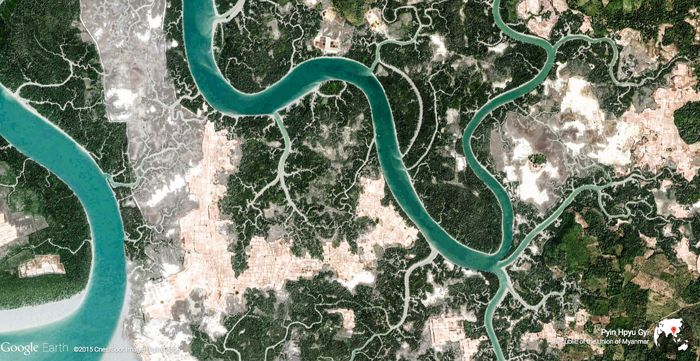 Google Earth introduce Voyager