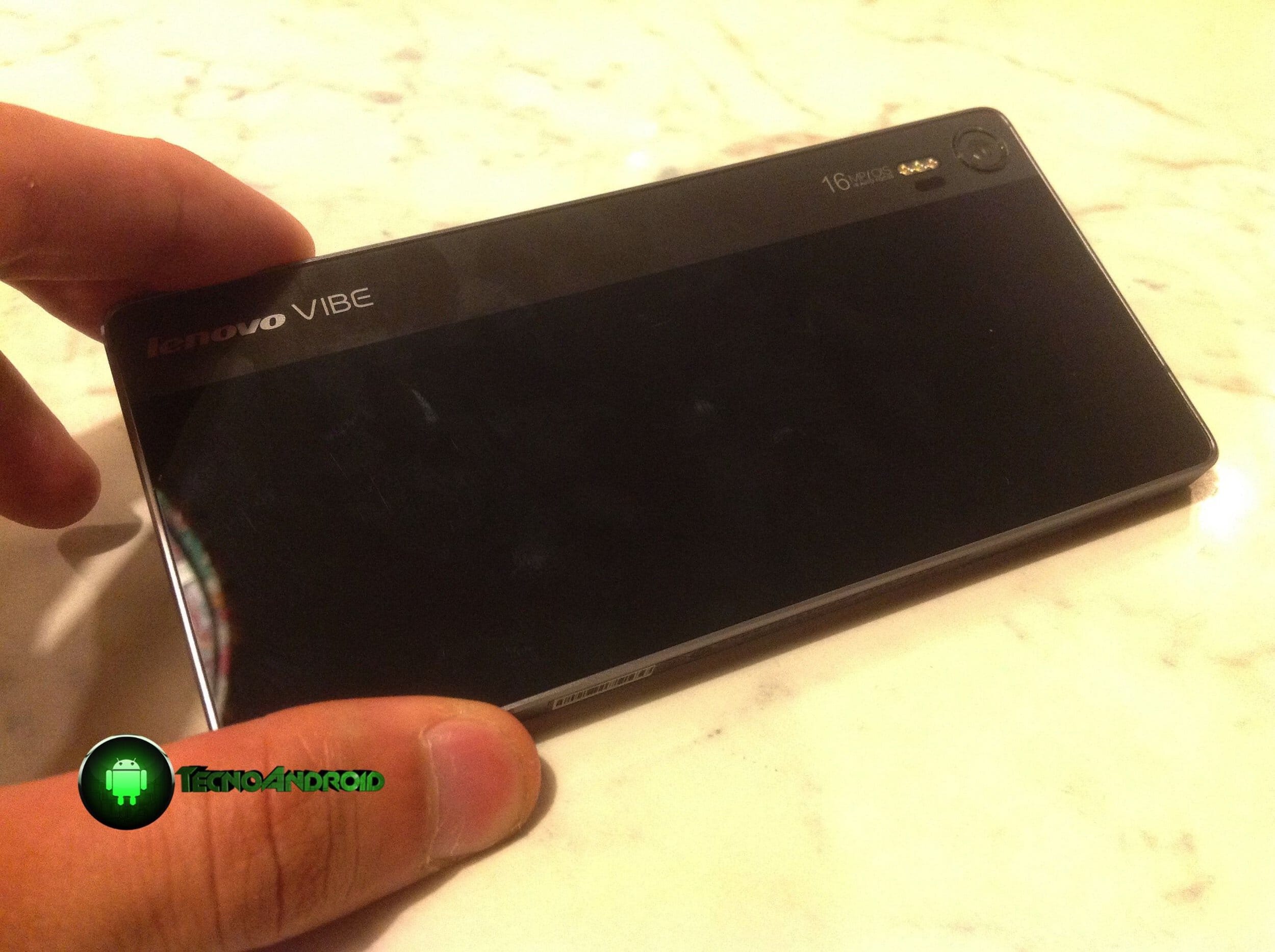 lenovo vibe shot