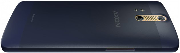 zte-axon-1