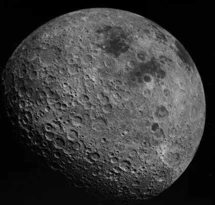 Lato oscuro della Luna