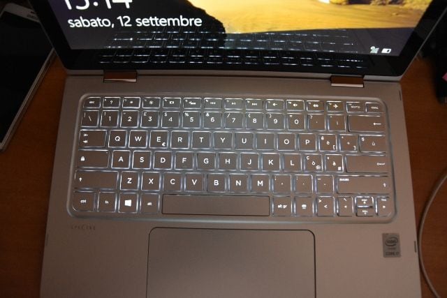 HP Spectre x360 (6) HP Spectre x360