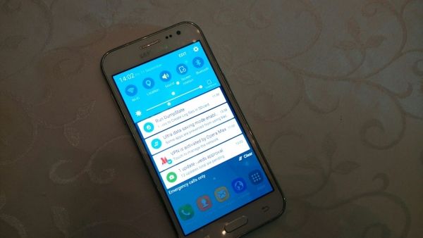 galaxy-j2-4