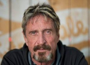 John McAfee in un ritratto del 2013 (AP Photo/The Canadian Press, Graham Hughes)