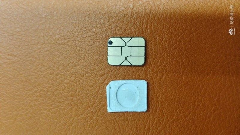 NanoSim e microSD NanoSim e microSD