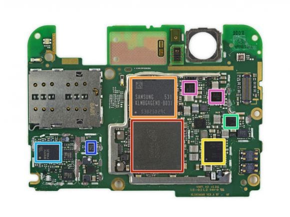 Nexus6PTeardown7 Nexus 6P non va oltre il punteggio di 2 su 10 secondo iFixit