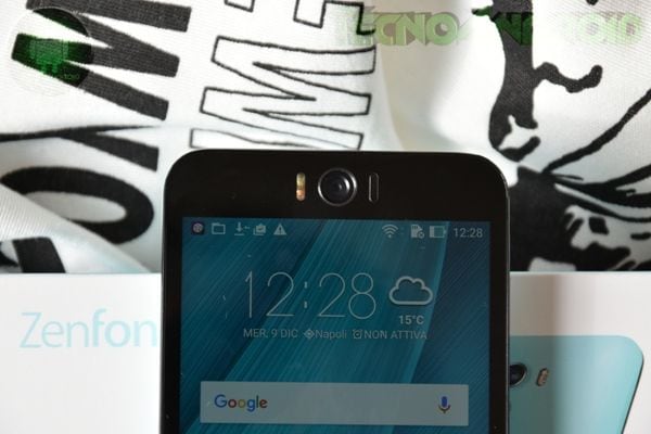 Zenfone Selfie (7)