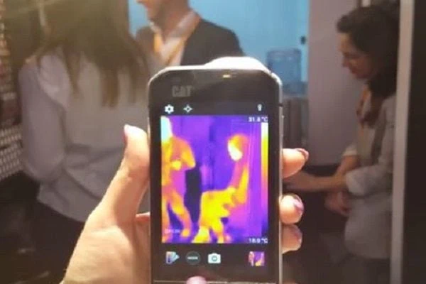 CAT S60: anteprima video dello smartphone con camera termica integrata