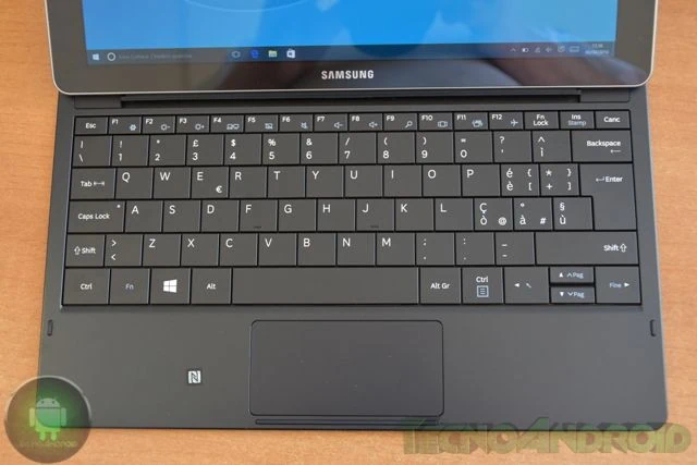 Galaxy TabPro S (4)