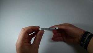 Ingresso Jack da 3,5 mm, porta infrarossi, secondo microfono