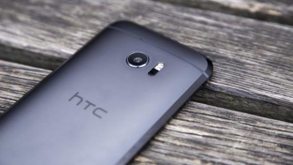 Aggiornamento HTC 10