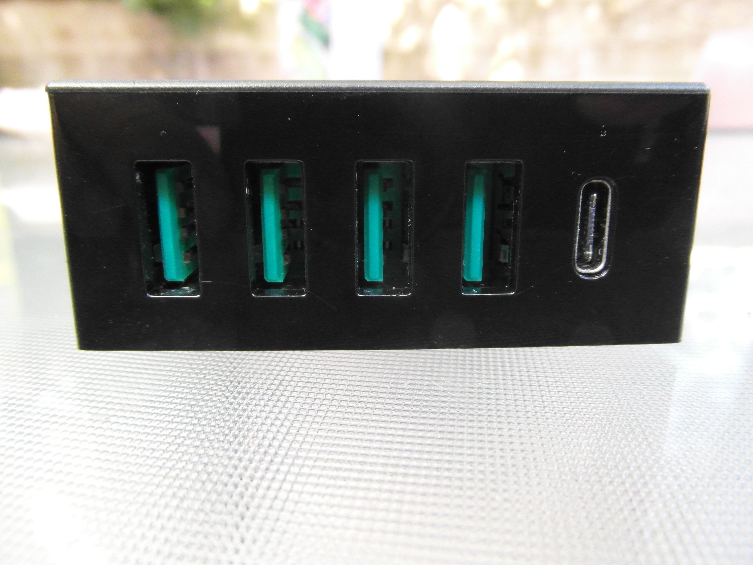 AUKEY caricabatterie da muro quick charge 3.0 con 1 Porta Type C+Quick Charge 3.0, la recensione