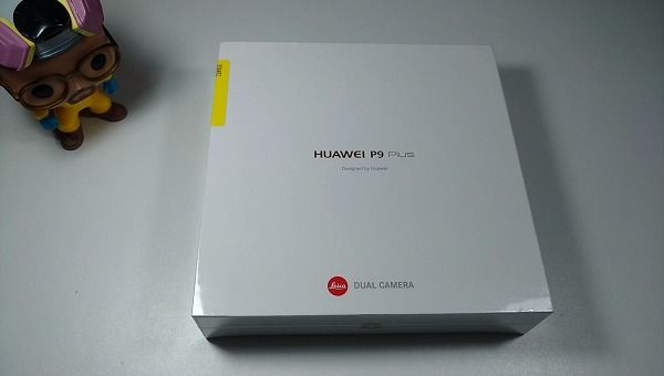 Unboxing Huawei P9 plus (2)