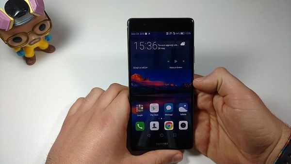 Unboxing Huawei P9 plus 3