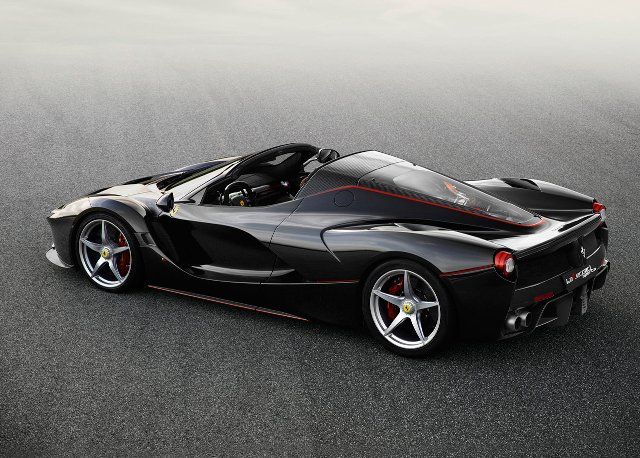 LaFerrari-Spider-appare-in-video_4