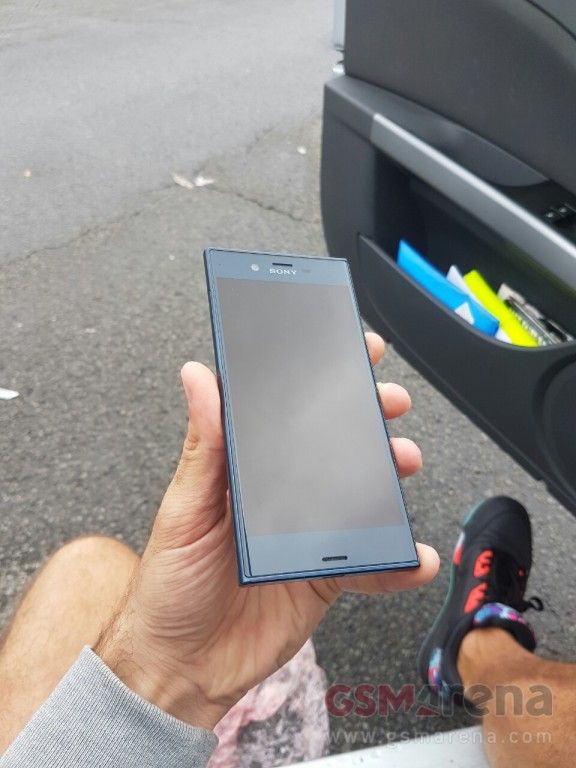 sony-Xperia-F8331 Sony Xperia F8331