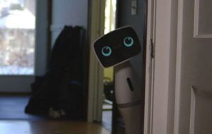 Aido, il robot domestico diventa parte della famiglia.