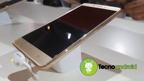 Lenovo_k6_note_ifa_2016_1