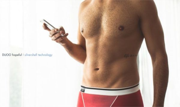 Gli slip che proteggono dalle onde dei device