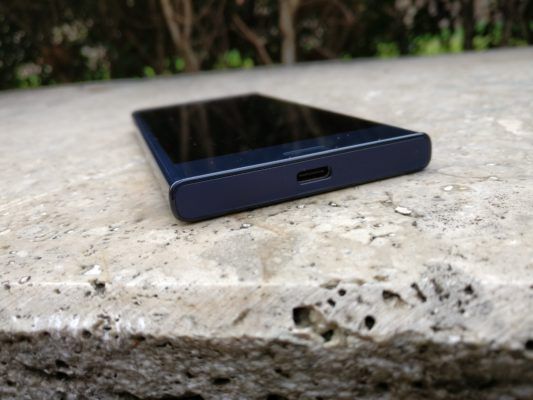 Recensione Sony Xperia X Compact, il medio gamma compatto