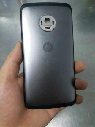 x Moto X 2017
