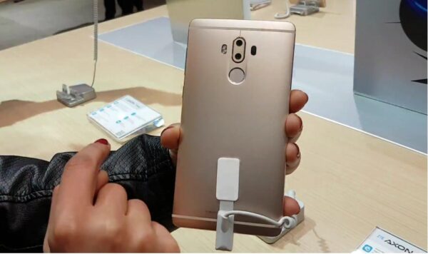 zte 3d max axon alluminio body