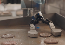 Flippy robot che cucina