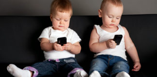 bambini-smartphone.jpg