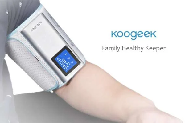 Misuratore di pressione Wifi e Bluetooth Koogeek in sconto di 35 euro