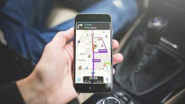 Waze viaggiare con la vostra voce