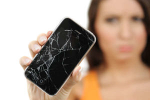 Parlamento Europeo vuole smartphone più duraturi e facili da riparare