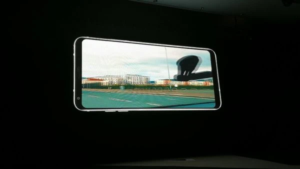 LG V30