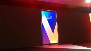 LG V30